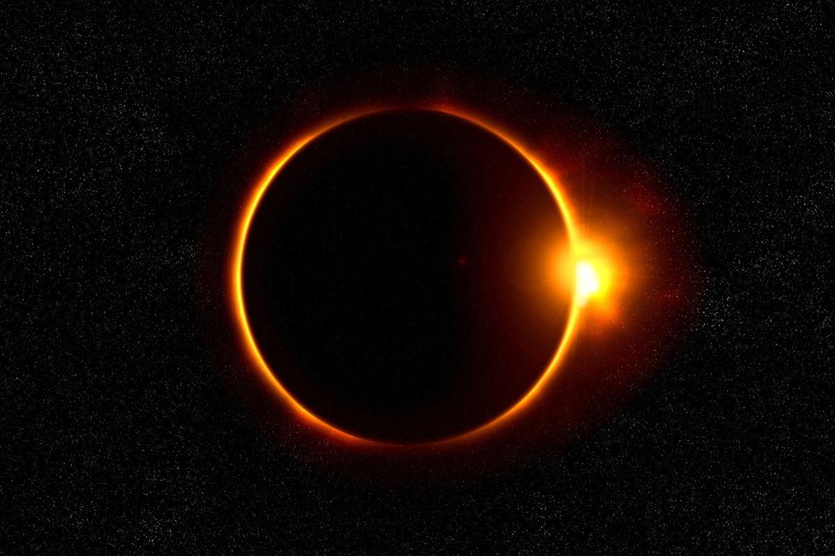 Éclipse solaire hybride : définition et comment la voir
