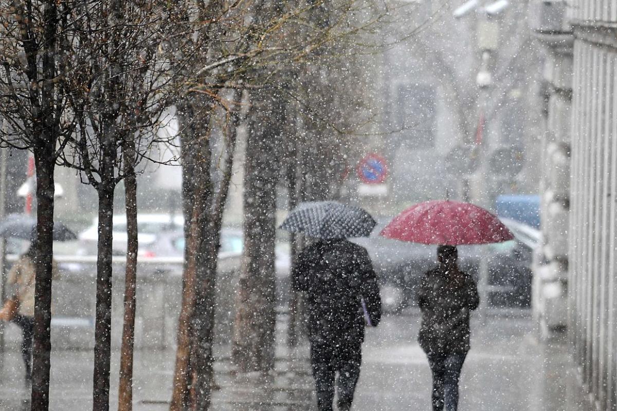 Neige fondue : comment elle se forme et en quoi elle diffère de la neige