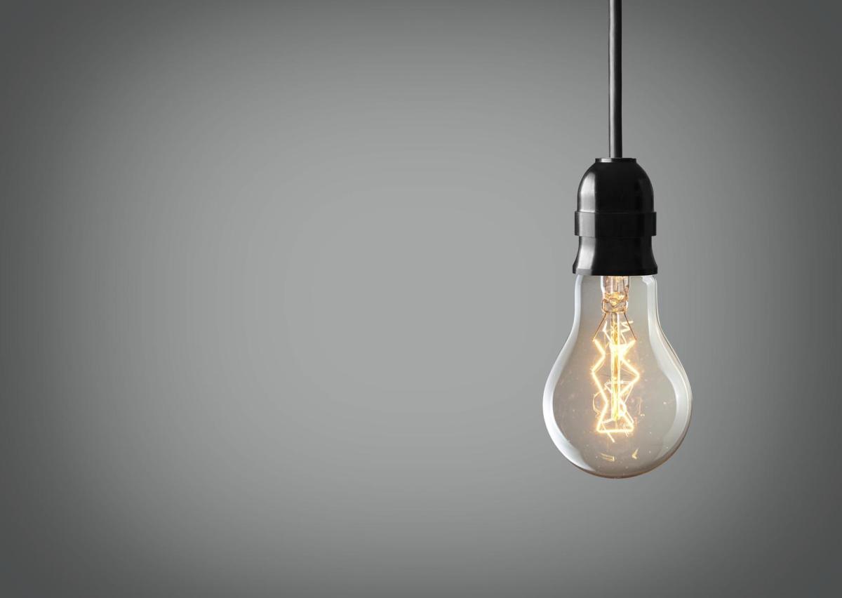 Qui a découvert l'électricité ?