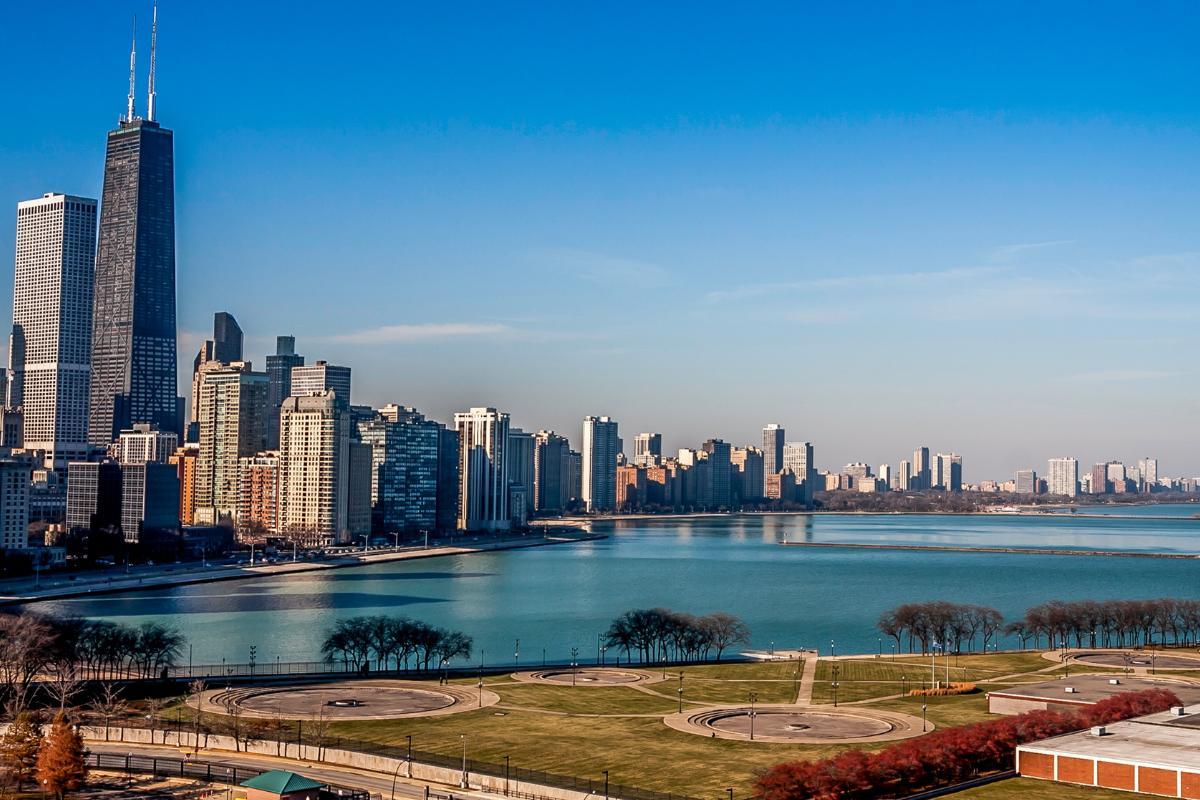 Les 10 plus grands lacs du monde Quel est le plus grand lac du monde